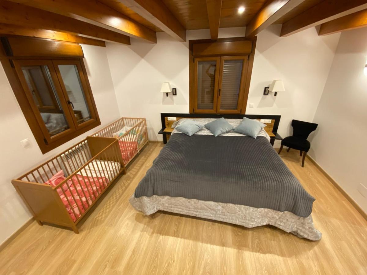 Maison Cerdagne บูร์ก-มาดาม ภายนอก รูปภาพ
